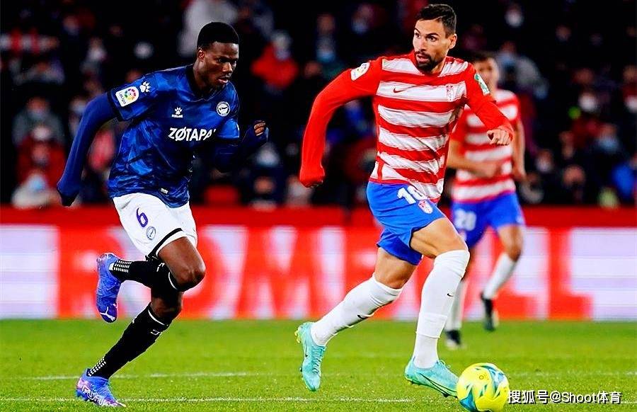 格拉纳达欢呼胜利,球队士气高涨(阿尔法狗在线观看完整版) 格拉纳达欢呼胜利,球队士气高涨(阿尔法狗在线观看完整版)